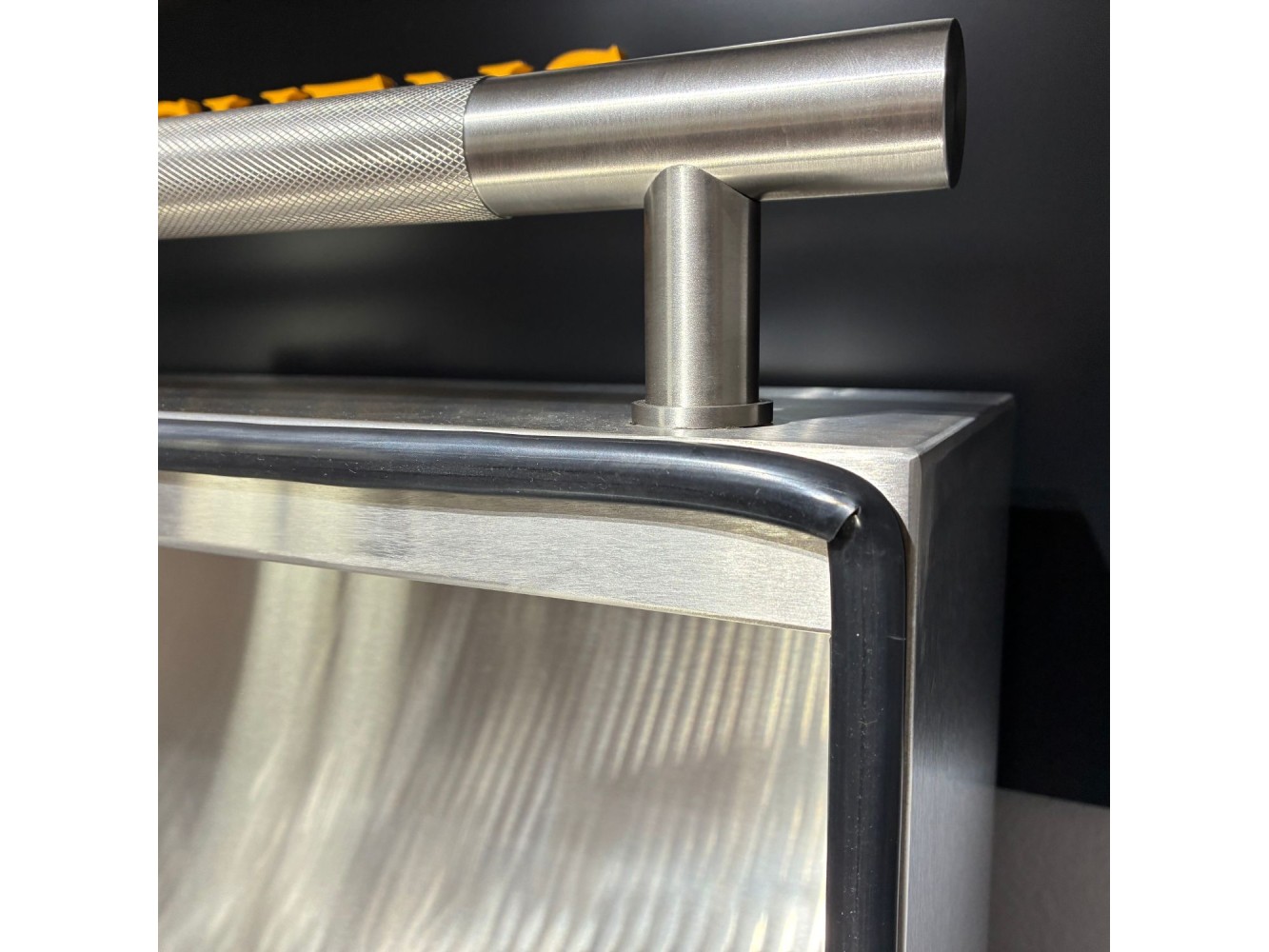 Grelhador Brabura Box-Q em Aço Inoxidável